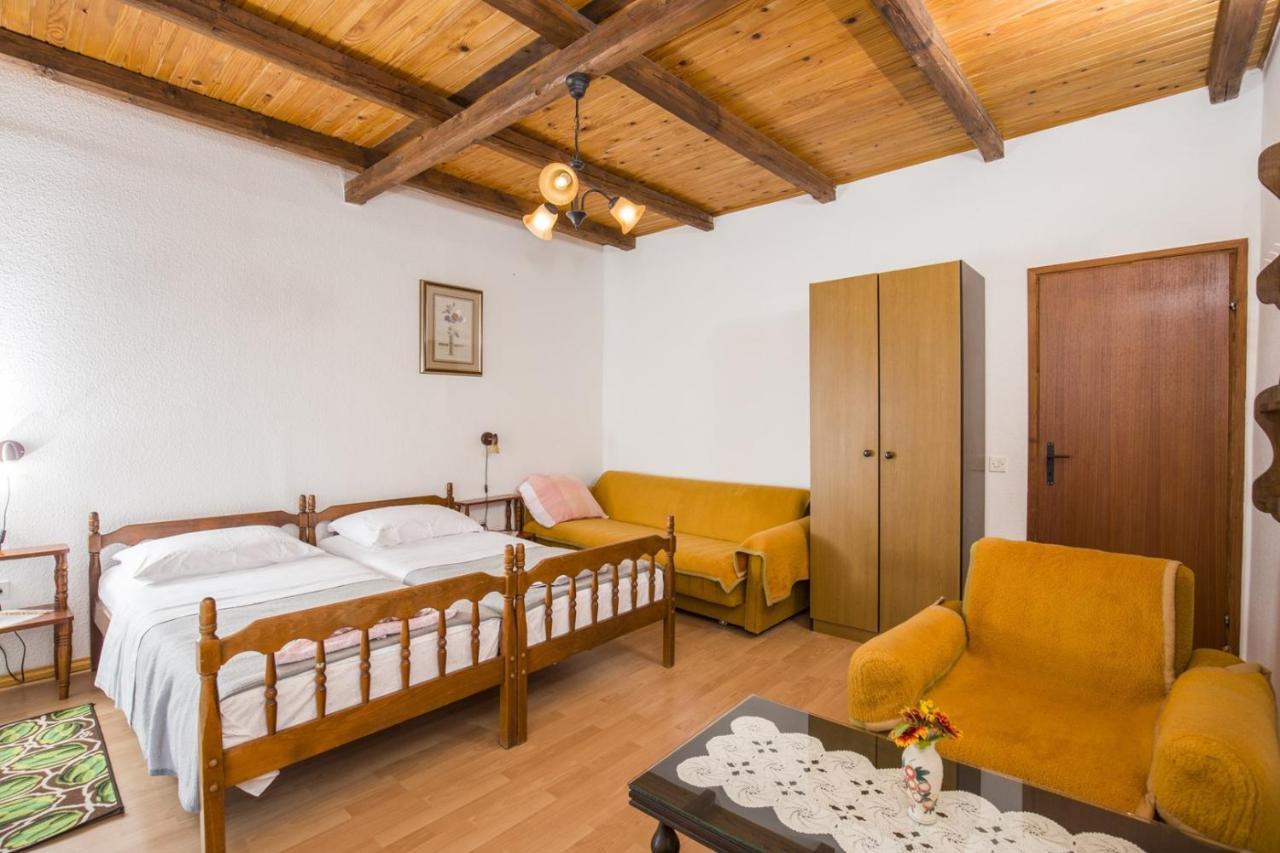 Apartment Vili Pinezići Εξωτερικό φωτογραφία